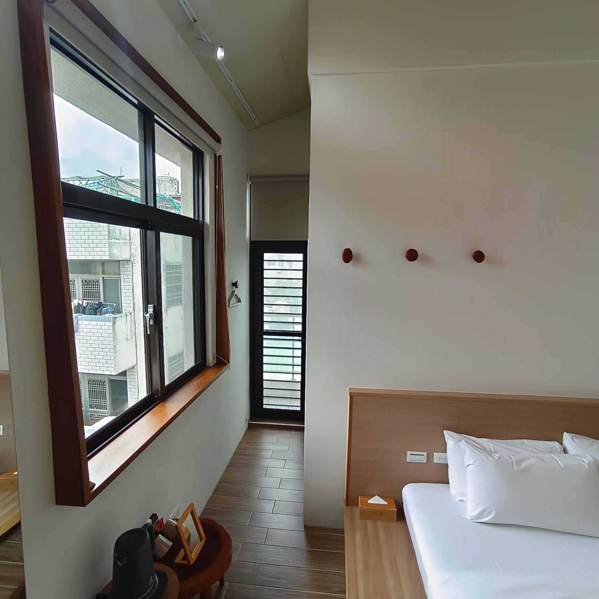 日日和 Lägenhet Tainan Exteriör bild